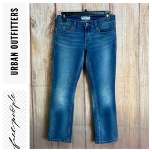 💙Free People x Urban Outfitters Blue Crop Jean Size 24x24”